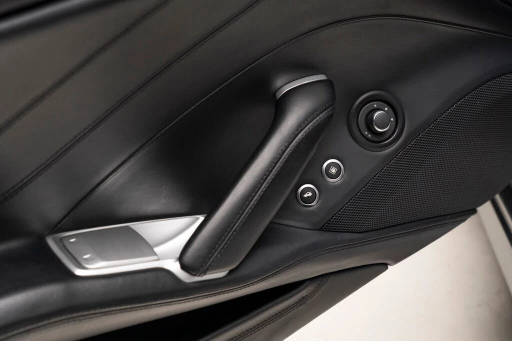 2016 Ferrari California T - Image 22 of 31