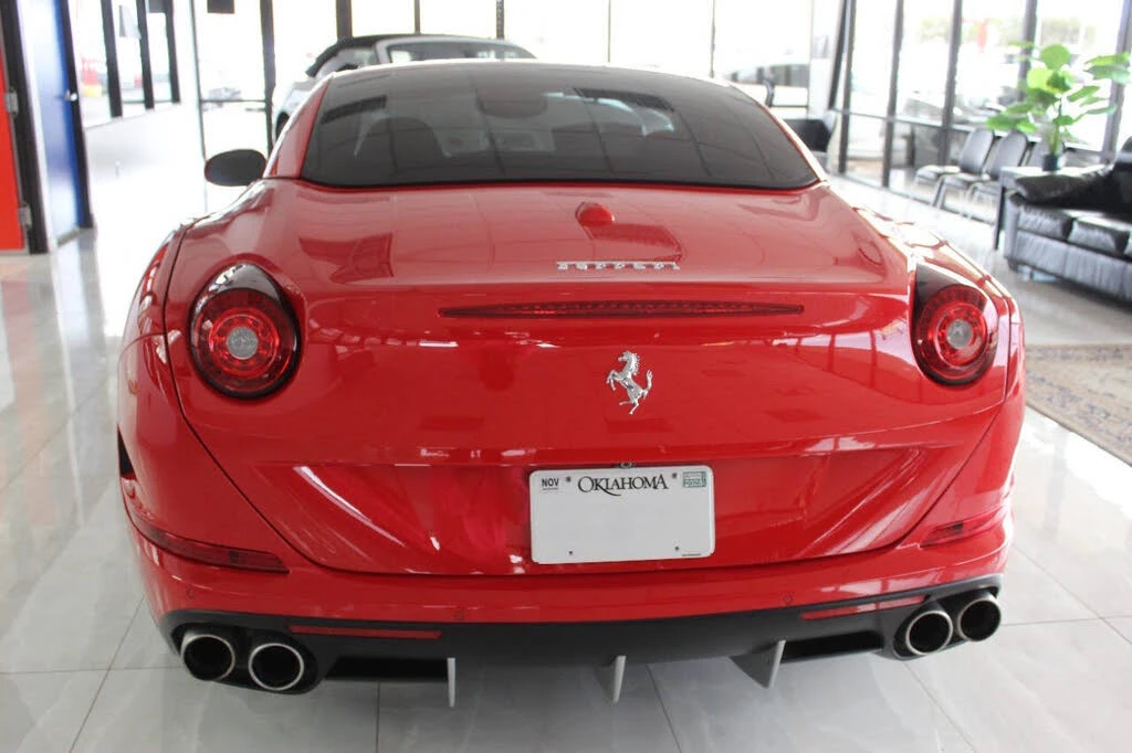 2016 Ferrari California T - Image 4 of 31