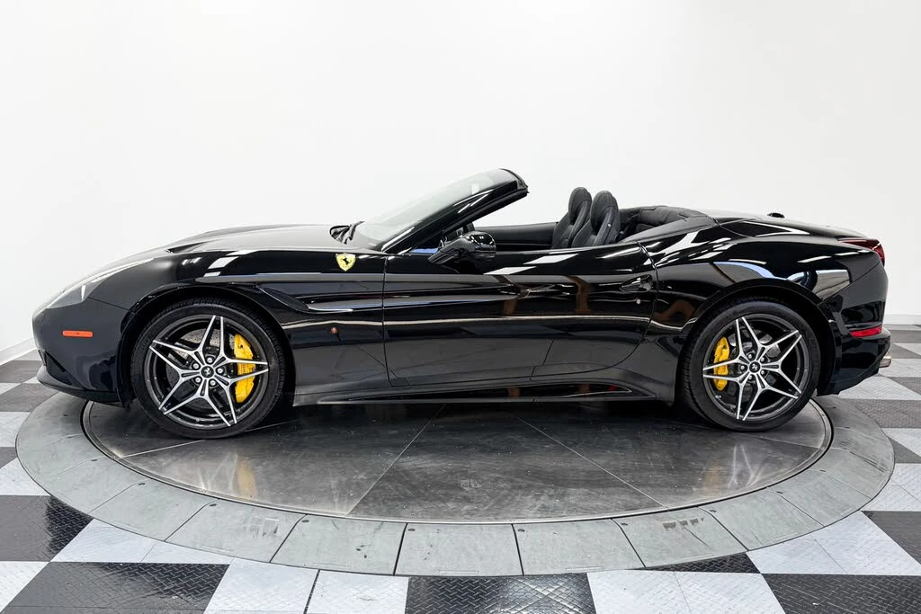 2016 Ferrari California T - Image 6 of 30