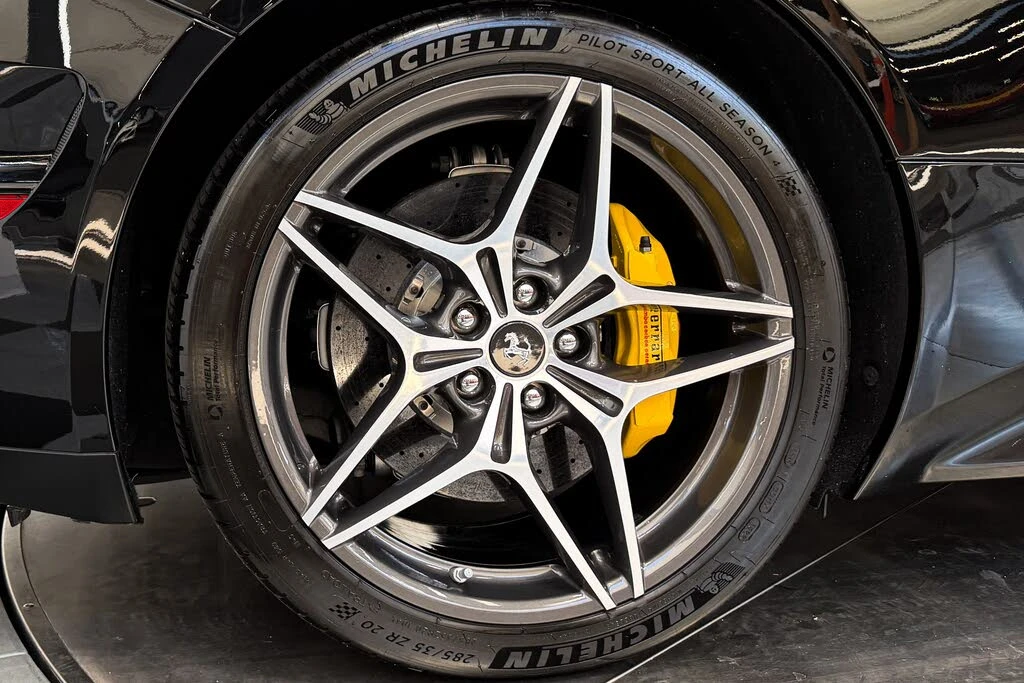 2016 Ferrari California T - Image 23 of 30