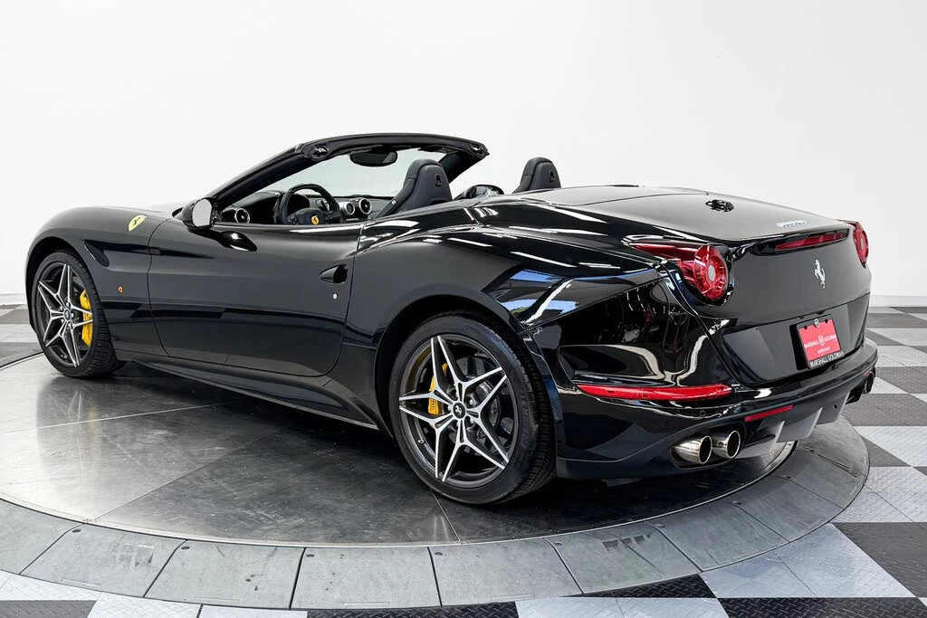 2016 Ferrari California T - Image 7 of 30