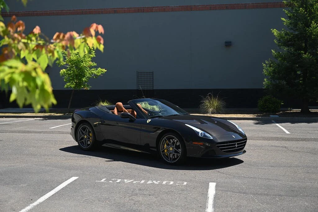 2016 Ferrari California T - Image 13 of 31