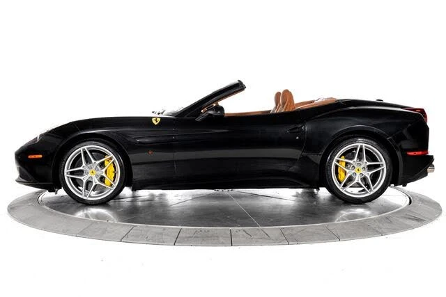 2016 Ferrari California T - Image 3 of 31