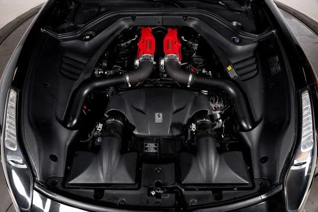 2016 Ferrari California T - Image 14 of 31