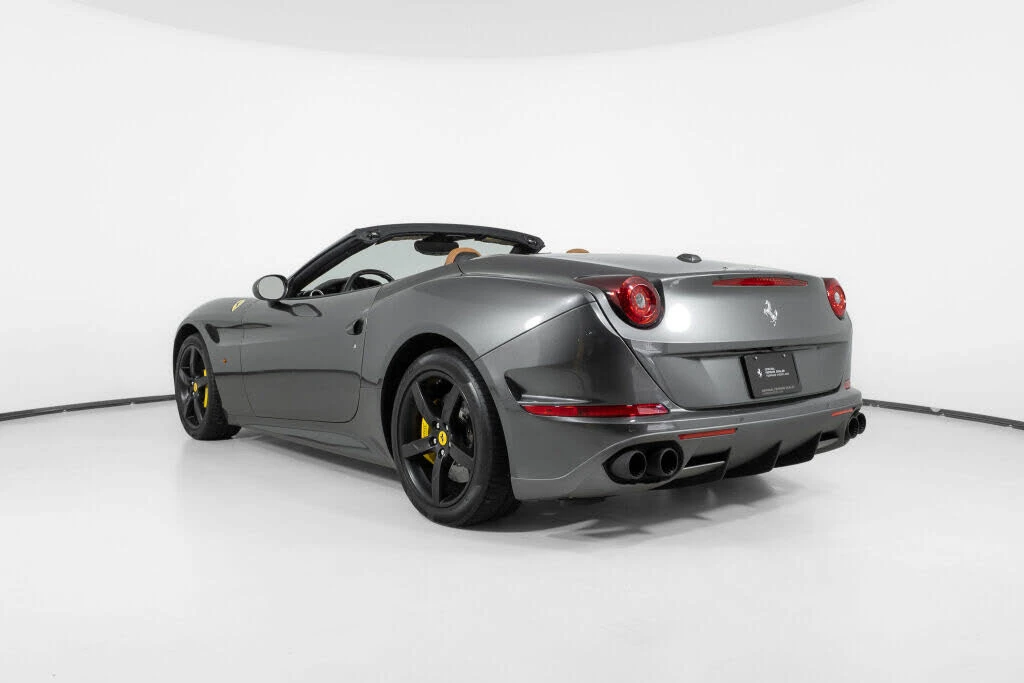 2016 Ferrari California T - Image 4 of 31