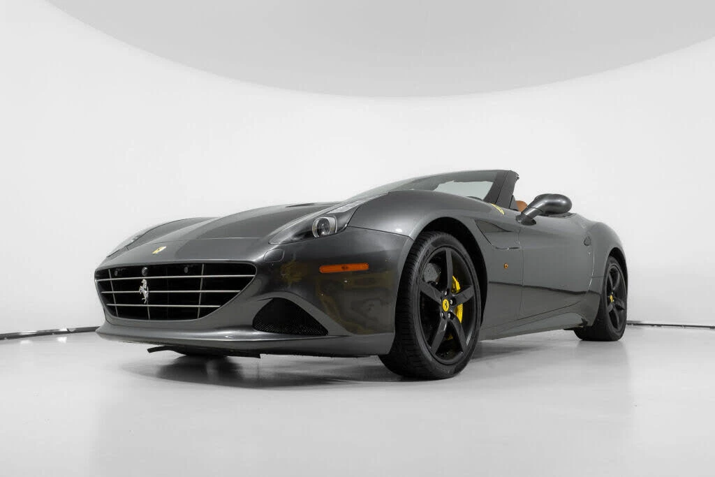 2016 Ferrari California T - Image 14 of 31