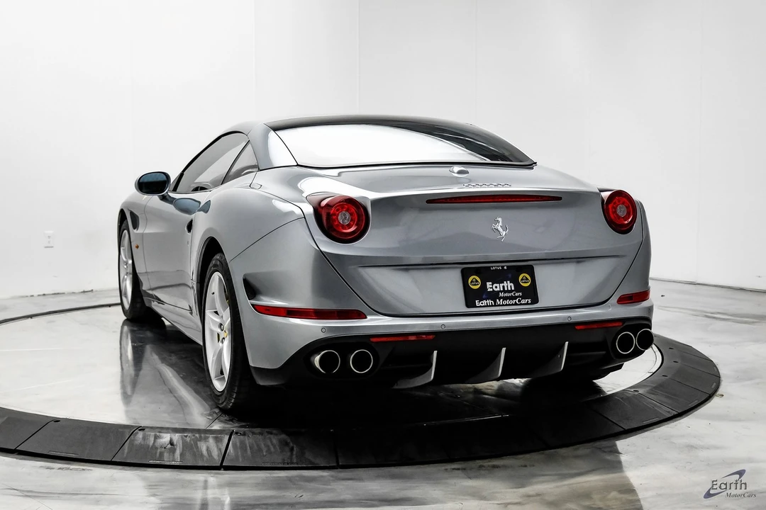 2016 Ferrari California T - Image 10 of 21