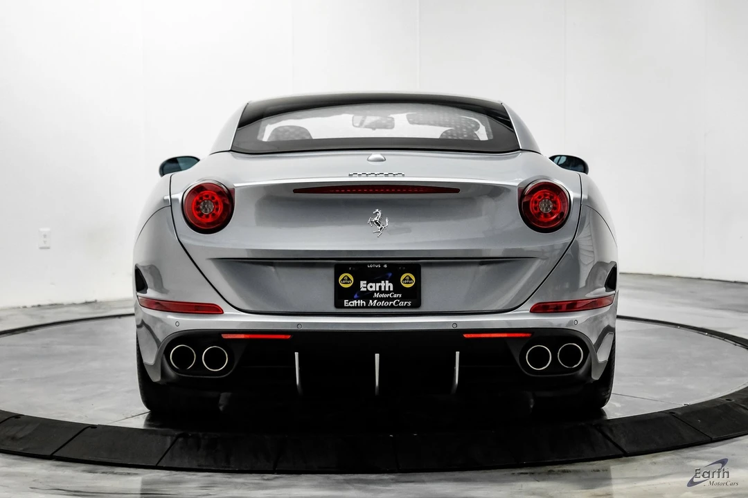 2016 Ferrari California T - Image 12 of 21