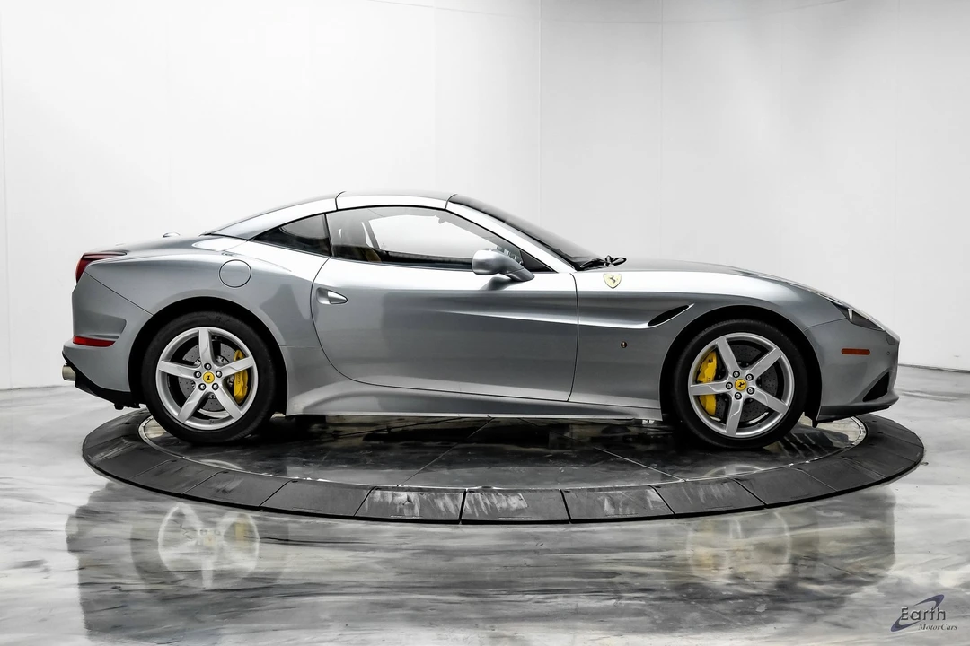 2016 Ferrari California T - Image 21 of 21