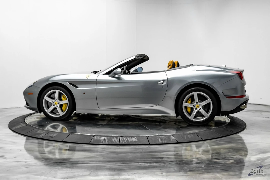 2016 Ferrari California T - Image 5 of 21