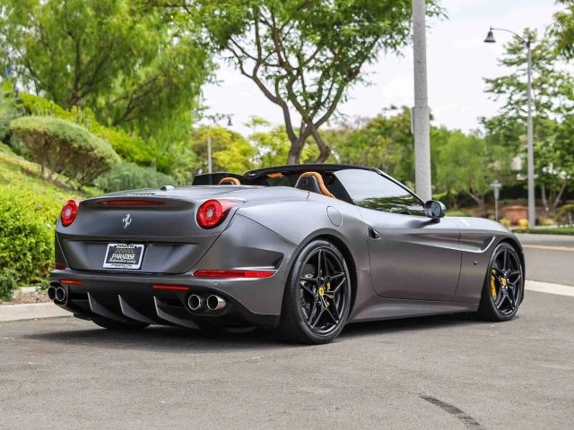 2016 Ferrari California T - Image 5 of 31