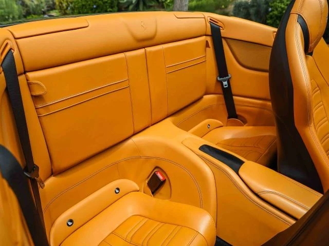 2016 Ferrari California T - Image 24 of 31