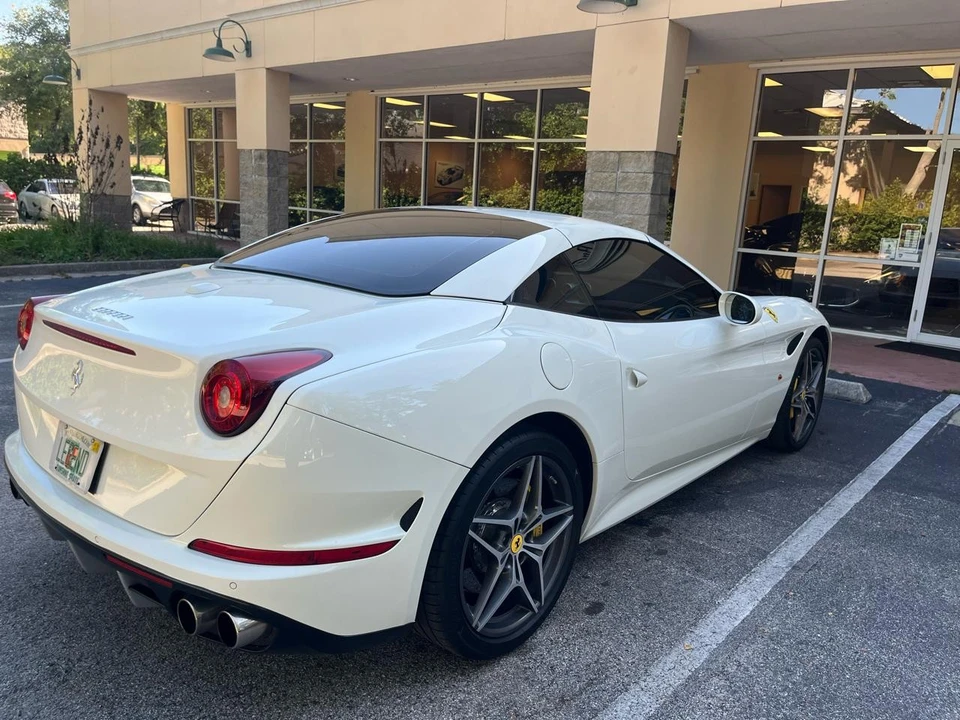 2016 Ferrari - Image 19 of 31