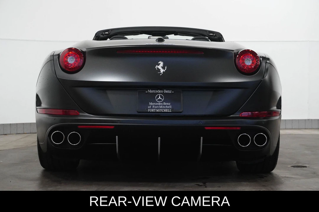 2016 Ferrari California T - Image 7 of 12