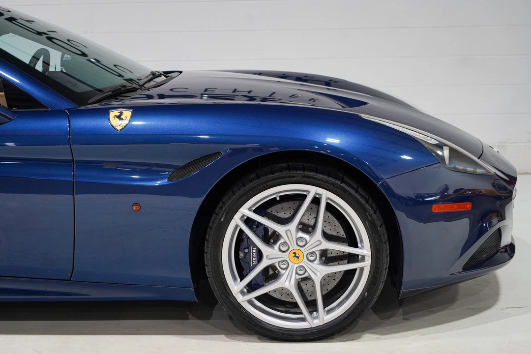 2016 Ferrari California T - Image 22 of 31