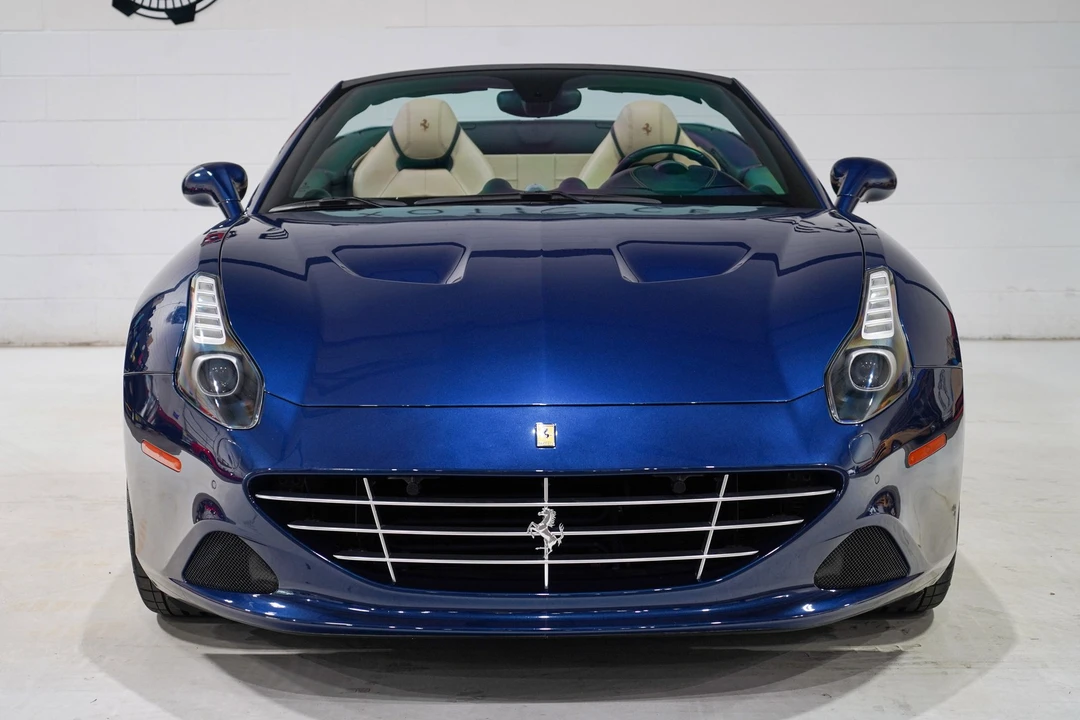 2016 Ferrari California T - Image 5 of 31
