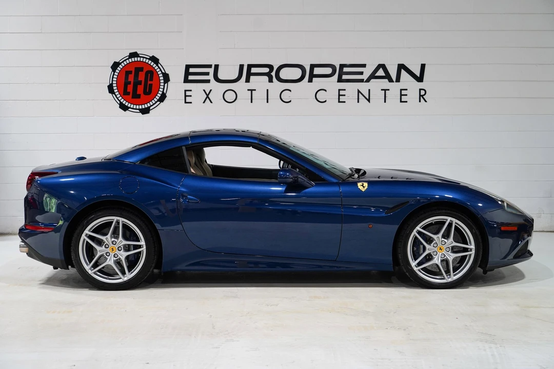2016 Ferrari California T - Image 8 of 31