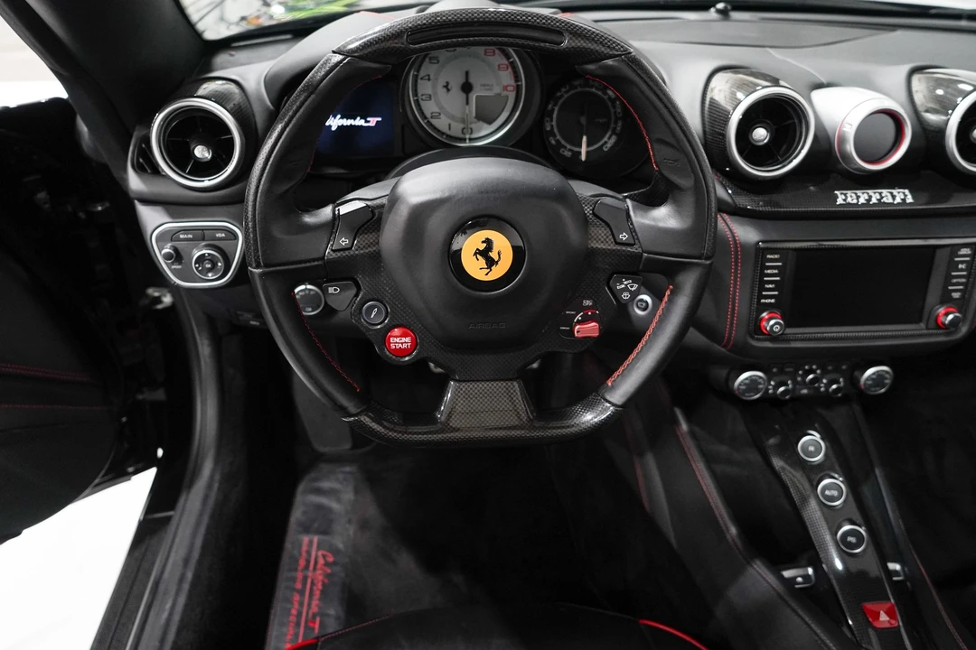2016 Ferrari California T - Image 11 of 31