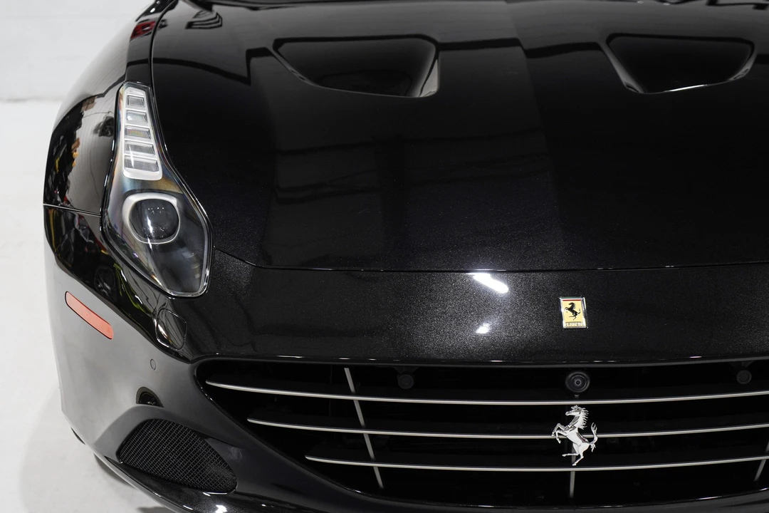 2016 Ferrari California T - Image 31 of 31