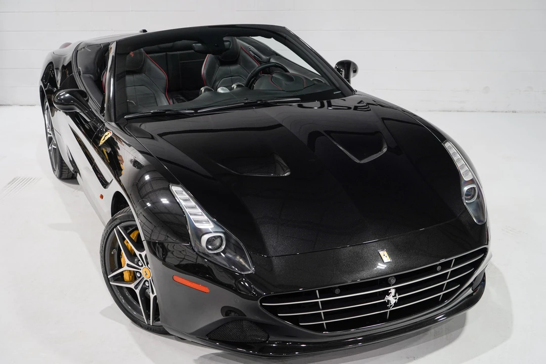2016 Ferrari California T - Image 29 of 31