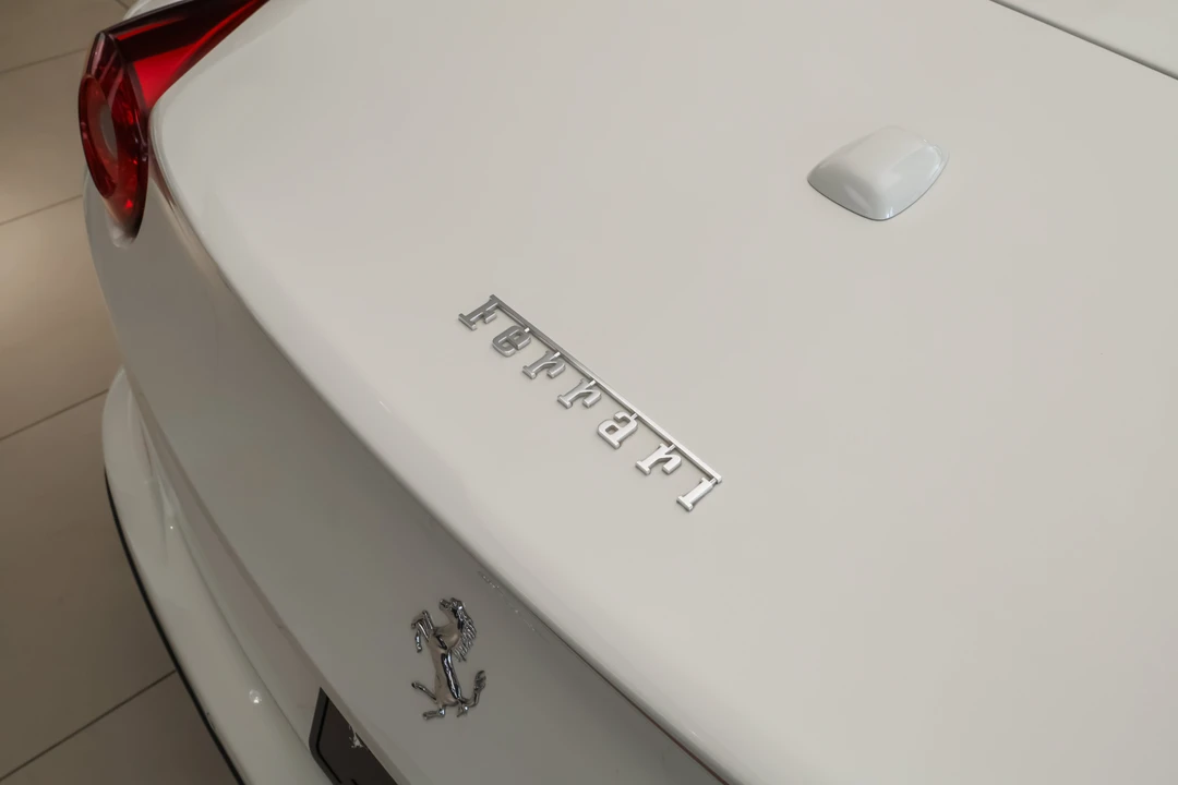 2016 Ferrari California T - Image 21 of 31