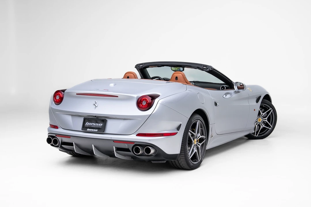 2016 Ferrari California T - Image 25 of 31