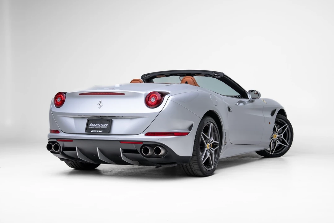 2016 Ferrari California T - Image 23 of 31