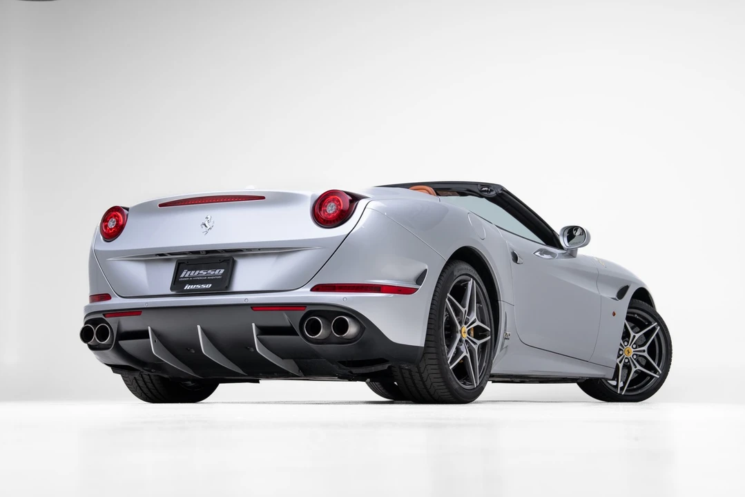 2016 Ferrari California T - Image 24 of 31