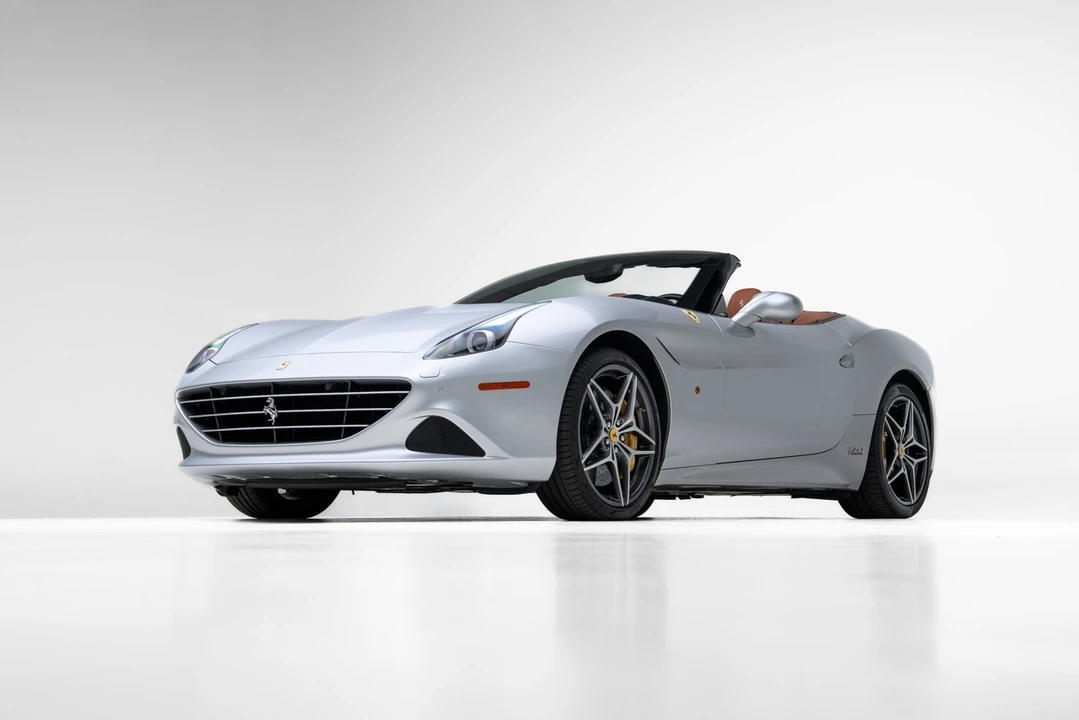 2016 Ferrari California T - Image 29 of 31
