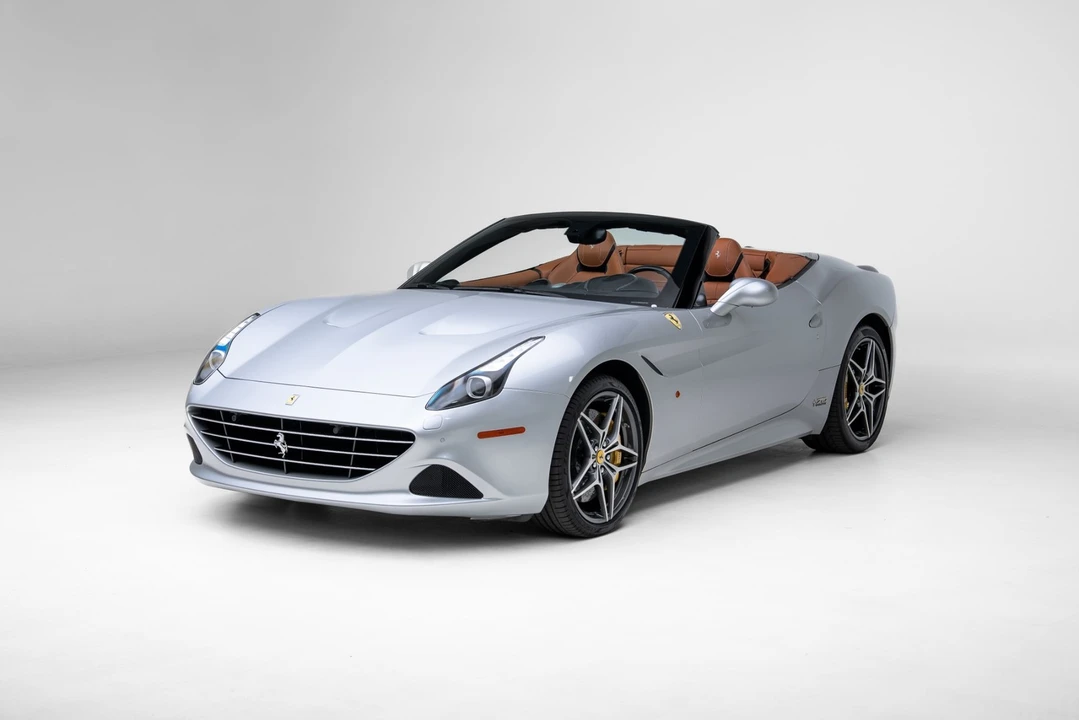 2016 Ferrari California T - Image 30 of 31