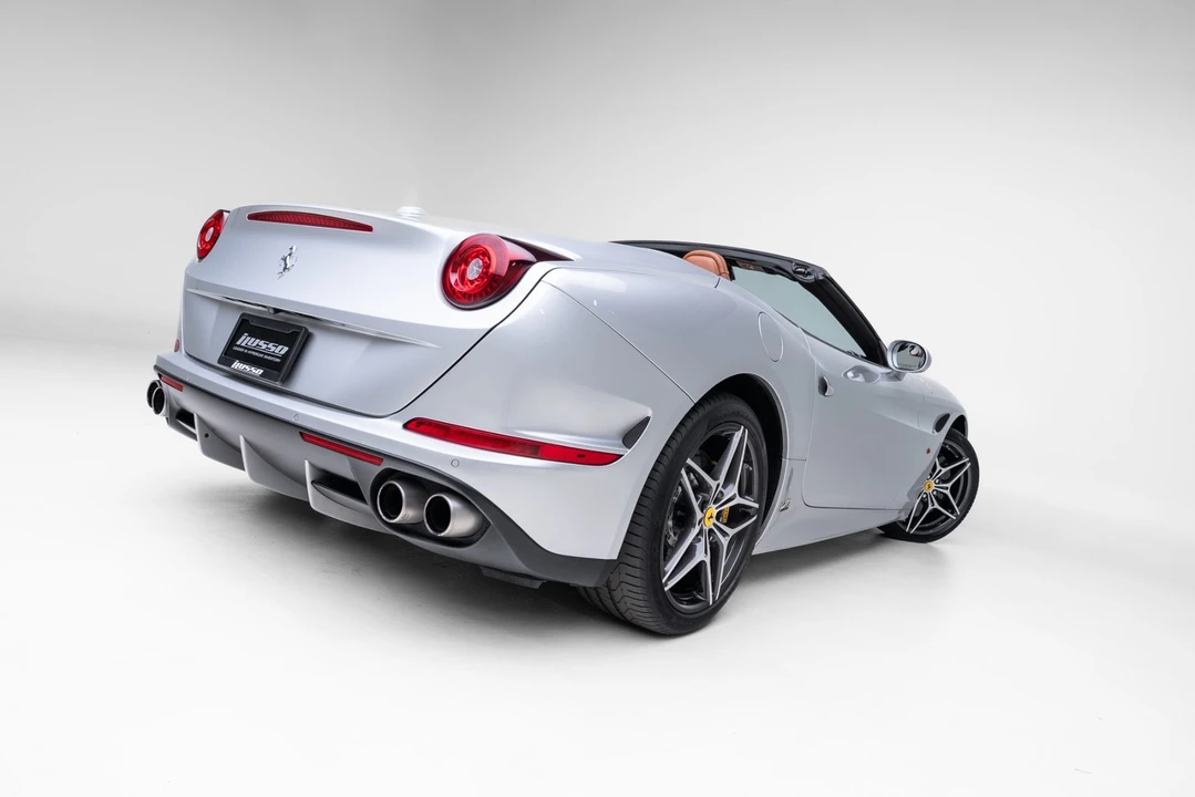 2016 Ferrari California T - Image 27 of 31