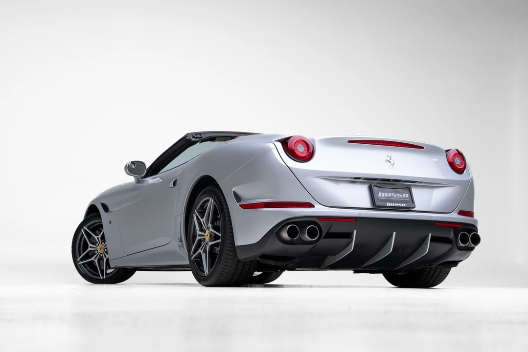 2016 Ferrari California T - Image 19 of 31
