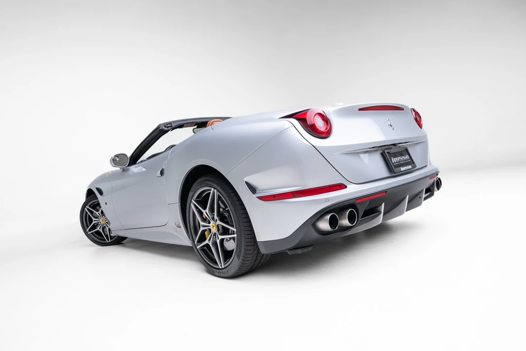 2016 Ferrari California T - Image 22 of 31