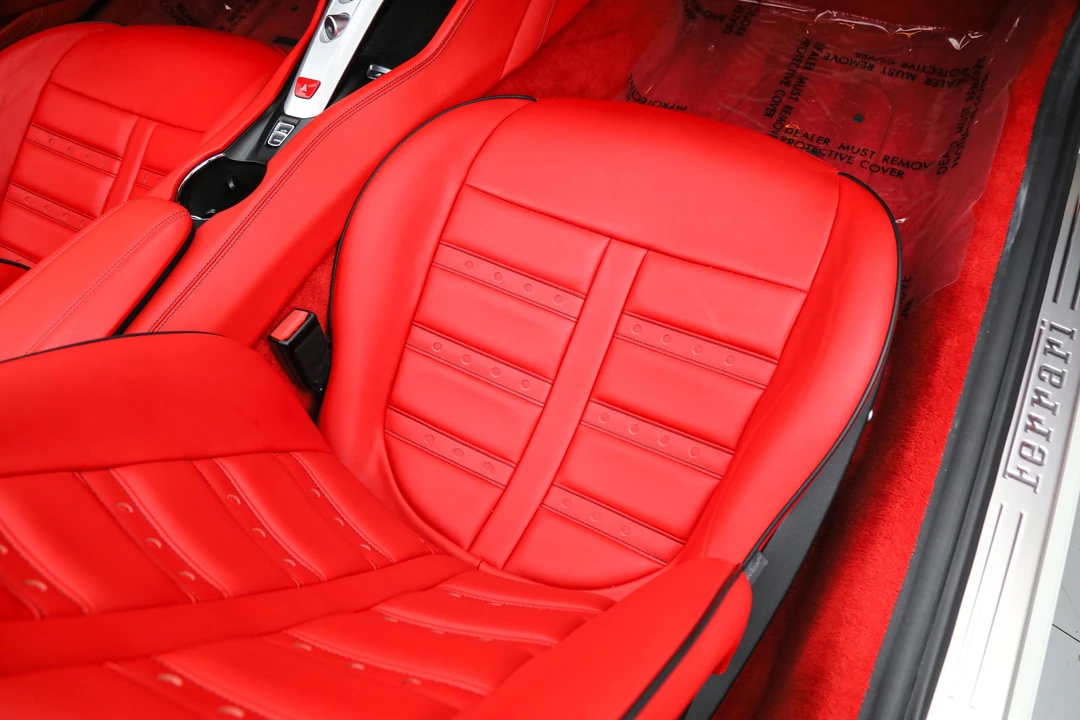 2016 Ferrari California T - Image 23 of 31