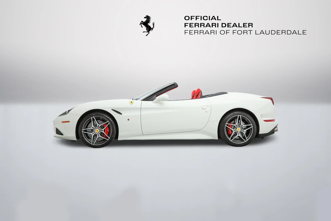 2016 Ferrari California T - Image 2 of 31