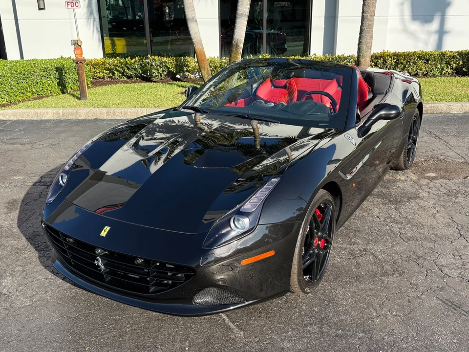 2016 Ferrari California T - Image 14 of 21