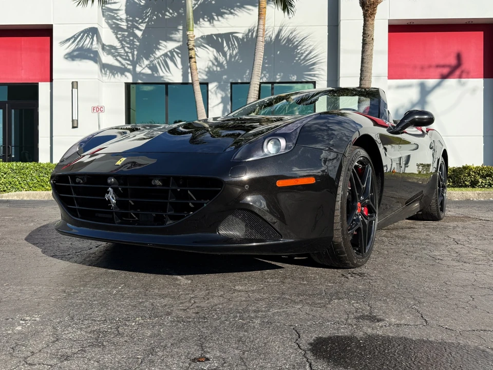 2016 Ferrari California T - Image 6 of 21