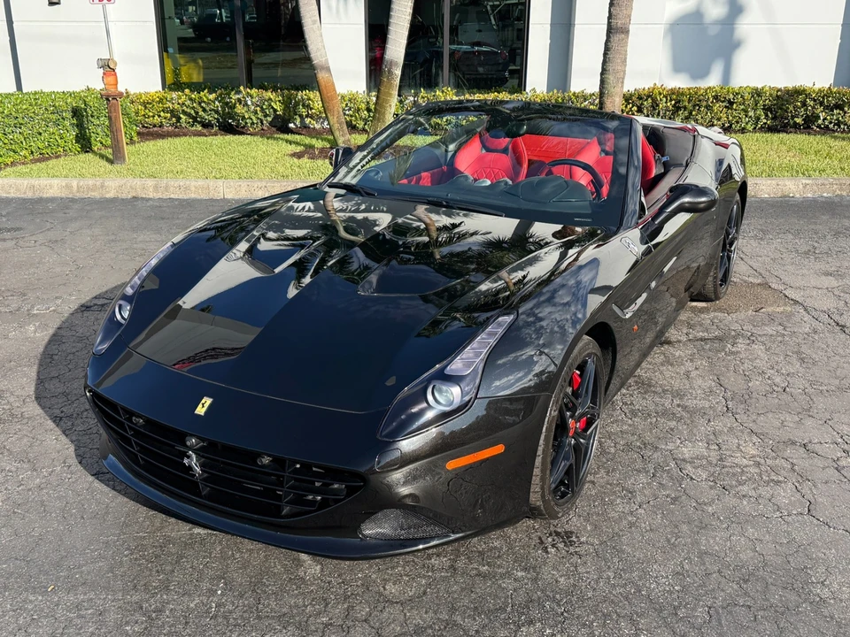 2016 Ferrari California T - Image 5 of 21