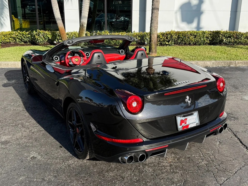2016 Ferrari California T - Image 11 of 21