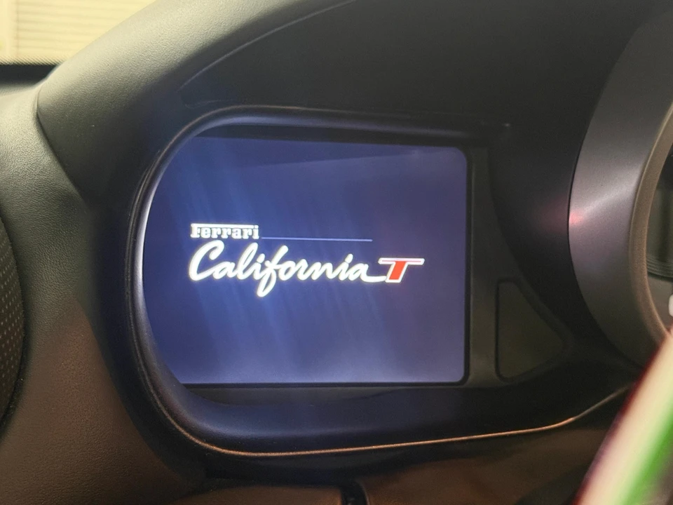 2016 Ferrari California T - Image 17 of 30