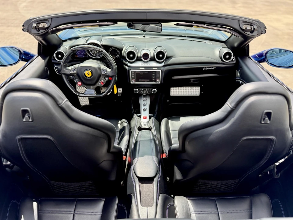 2016 Ferrari California T - Image 22 of 30
