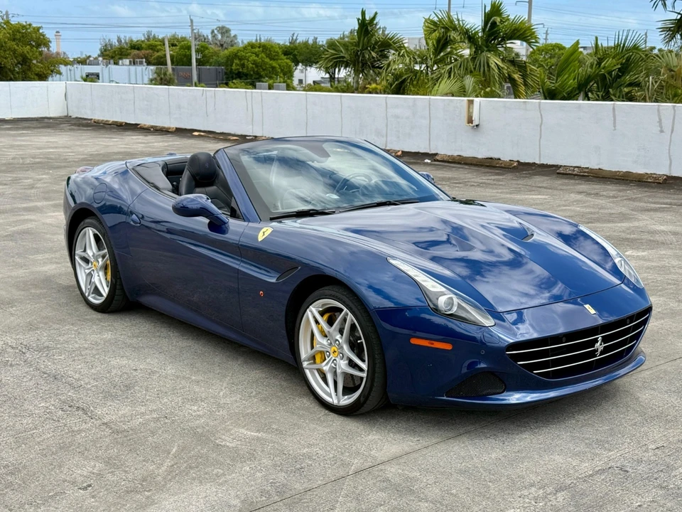 2016 Ferrari California T - Image 12 of 30