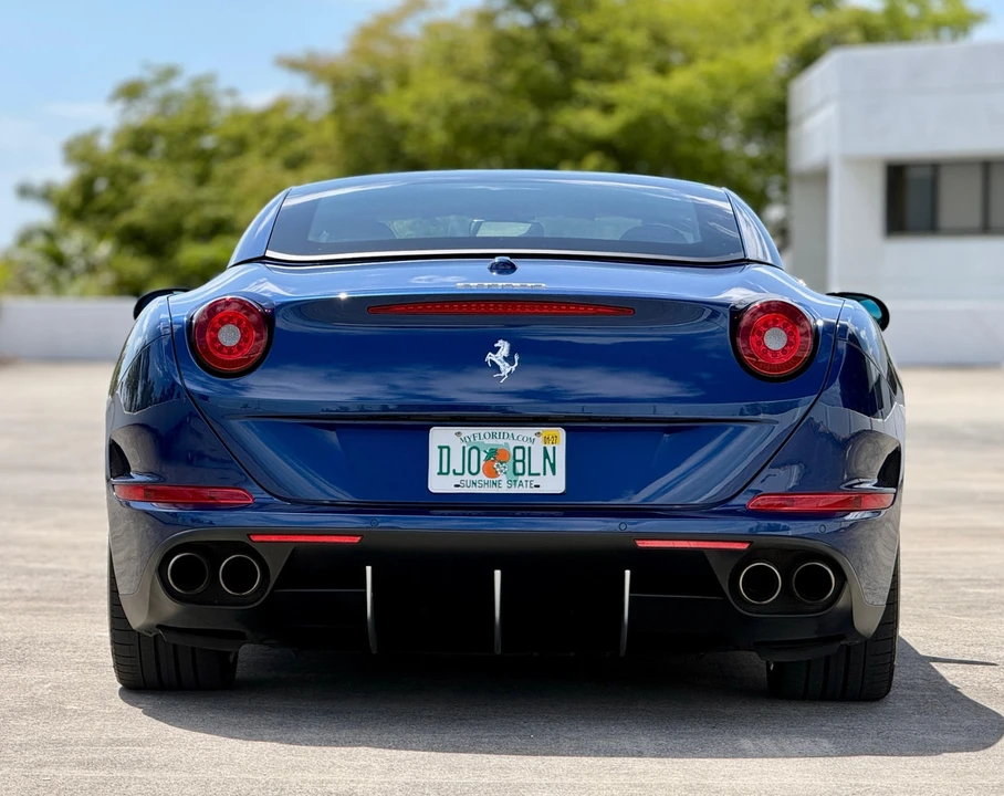2016 Ferrari California T - Image 4 of 30