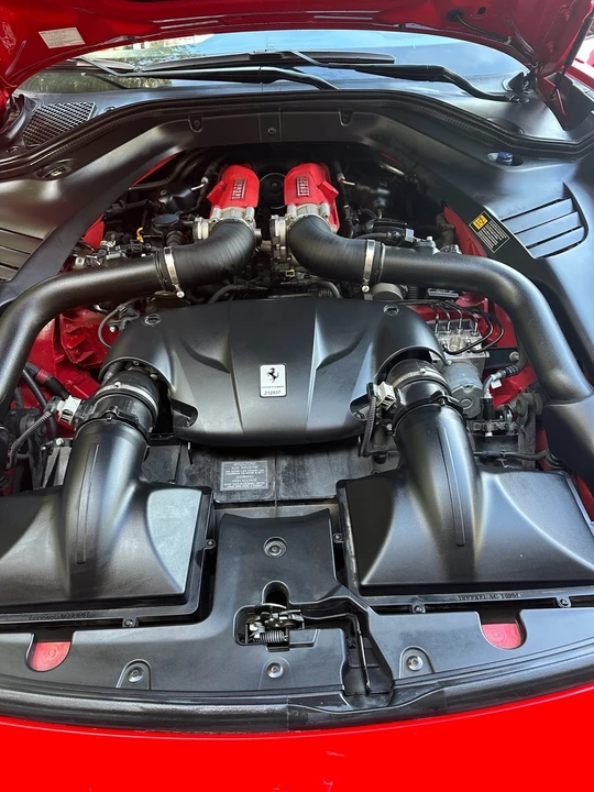 2016 Ferrari California T - Image 14 of 16