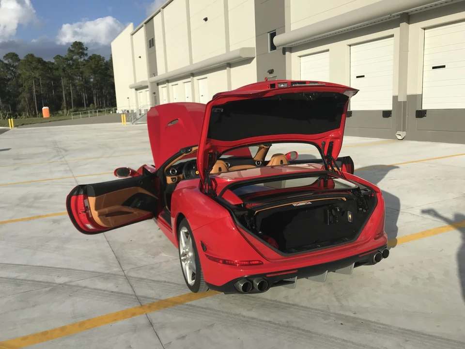 2016 Ferrari California T - Image 20 of 31