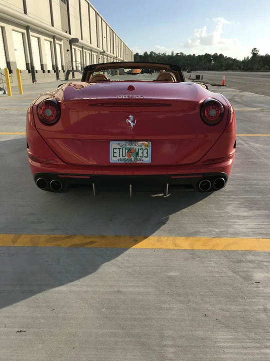 2016 Ferrari California T - Image 9 of 31