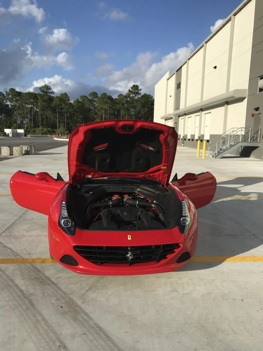 2016 Ferrari California T - Image 26 of 31