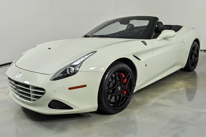 2016 Ferrari California T - Image 6 of 31