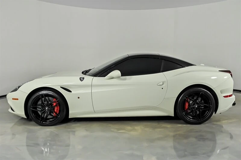 2016 Ferrari California T - Image 15 of 31