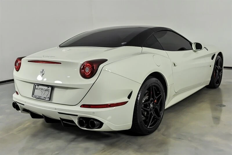 2016 Ferrari California T - Image 13 of 31